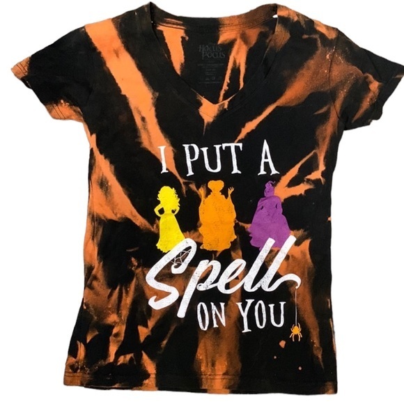 Disney Tops - Disney Hocus Pocus‎ T - Shirt Adult Size Medium